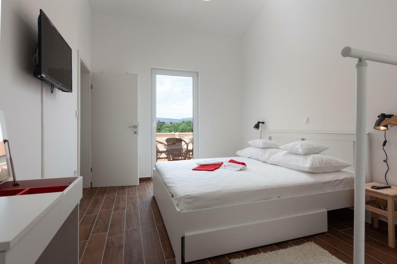 Kvasina Apartments Zadvarje Exteriér fotografie