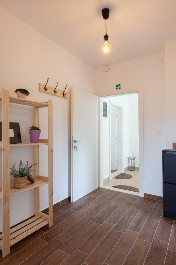 Kvasina Apartments Zadvarje Exteriér fotografie
